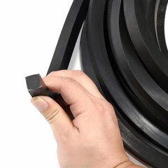 Black Solid NBR Nitrile Rubber Rectangle Sealing Strip Absorption Cushioning
