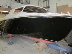 Black Gelcoat with Wax (Gallon) with 2 oz of MEKP Hardener