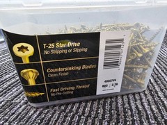 Power Pro 48607V4 Self-Drilling Exterior Wood Screw Star Drive, 8 x 1-3/4″ 5lbs