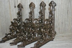 Vintage Elegance Bathroom Shelf Brackets Cast Iron, 5 3/4 inch, B-28