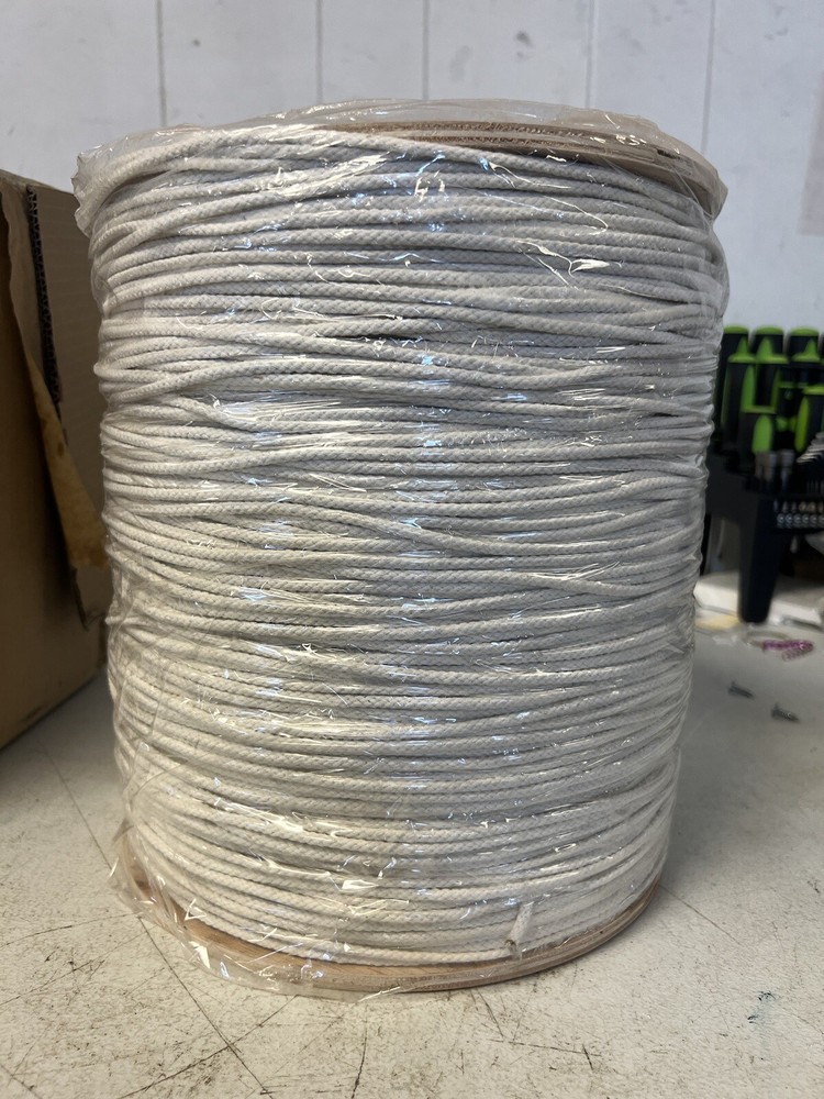 White Unglazed Trickline Rope – 3,000 ft x 1/8 inch Theatrical Tie Line