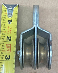 (1) National Hardware 1.5″ Fixed Eye Double Pulley ~ Pre-Owned