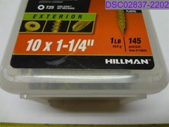 Qty = 4 lbs (4 Boxes x 1lb): Hillman 10 x 1-1/4″ Flat Head Bronze Screws 116840