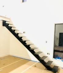 Floating Staircase – Aluminum or Iron Made to Measure – One Piece – Powder Coat