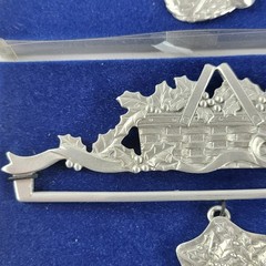 Bell Pull Holly Apple Basket Silver Tone Metal Decor 6 Inch Lot x2 Vintage