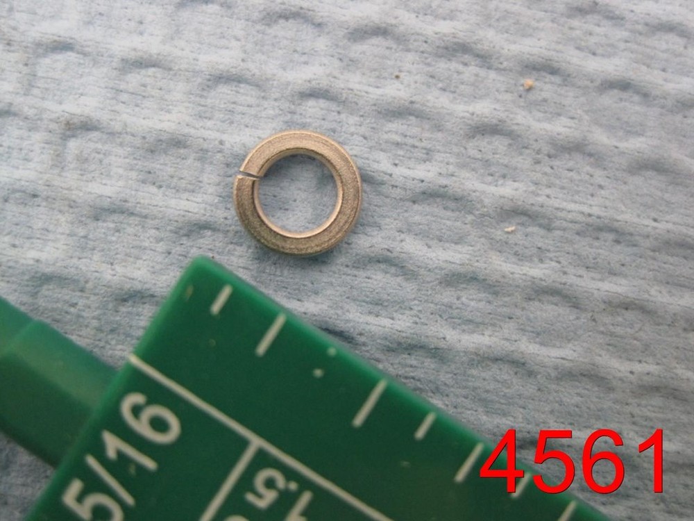 4561 Lot (1000) 1/4″ x 5/16″ OD Split Lock Washer