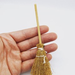 8pcs Mini Brooms Wizard Flying Broom Miniature Brooms for Crafts