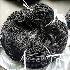 1.5mm~30mm Black EPDM Rubber Foam Sealing Strip Round Bar For Cabinet Door Seal