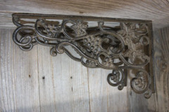 GRAPE VINE DESIGN SHELF BRACKET,GARDEN DECOR,BAR DECOR,KITCHEN SHELF,CORBEL B-42
