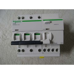 A9DE3710 Differential Switch ICV40N 3P+N C 10A 30mA Type AC Schneider