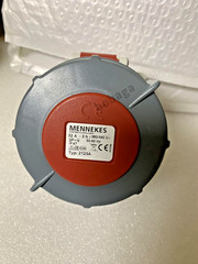New 1PCS MENNEKES PLUG Panel mounted socket 4P 32A TYP2123A 3H TYP:2123A