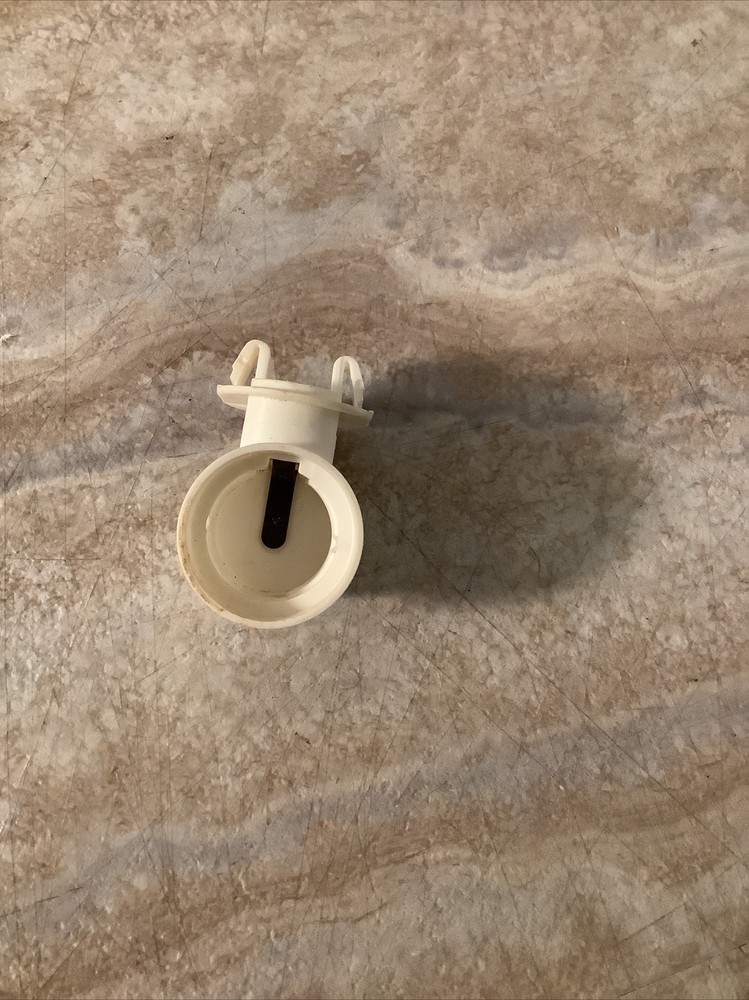 KENMORE refrigerator SOCKET-LIGHT PART# 241559801 (322)