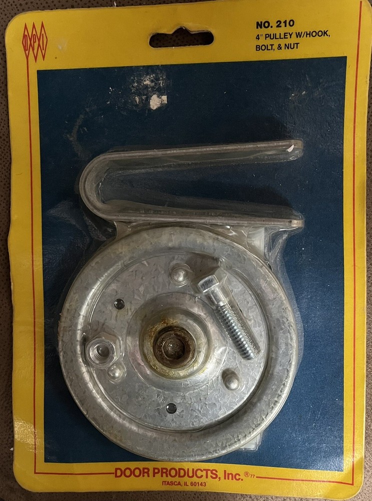 DOOR PRODUCTS, Inc. GARAGE DOOR 4″ PULLEY W/ HOOK & BOLT, #210 New & Sealed