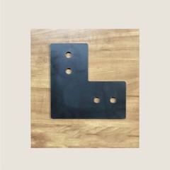 PostHugger™ Flat L Brackets | For 4×4 (3.5″x3.5″) Posts