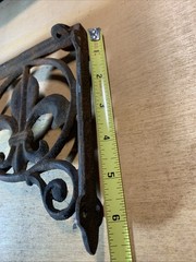 Lot Of 2 Rusty Victorian style Cast Iron Shelf L Brackets Fleur de lis Filigree