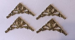 4 Vintage Gold Tone Ornate Floral Corner Frame Mounts Brackets LOT