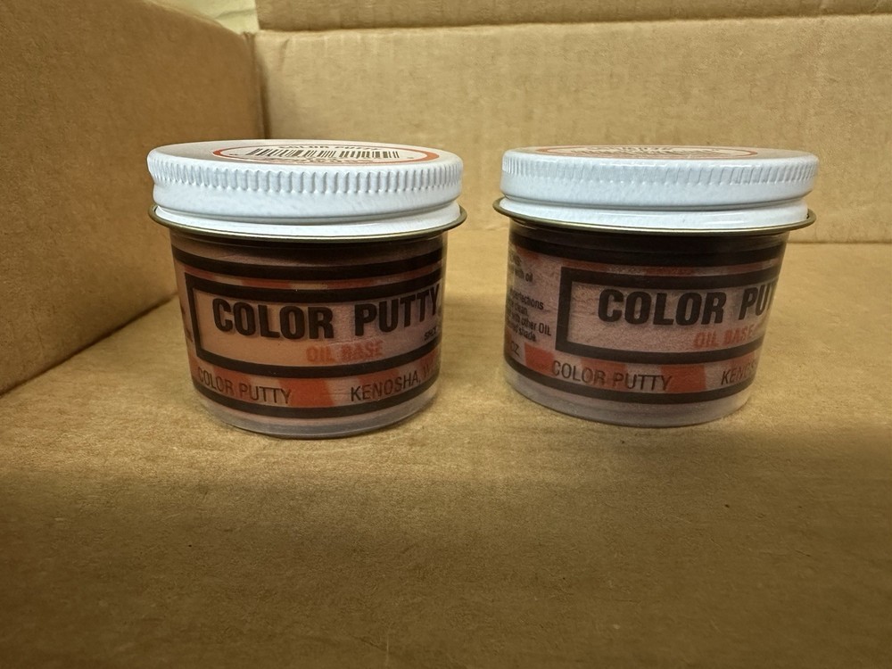 NEW Color Putty Oil Base Redwood 124 – 2pc. 3.68oz Each