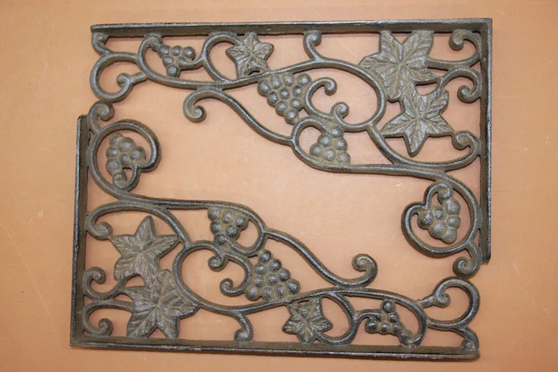 GRAPE VINE DESIGN SHELF BRACKET,GARDEN DECOR,BAR DECOR,KITCHEN SHELF,CORBEL B-42