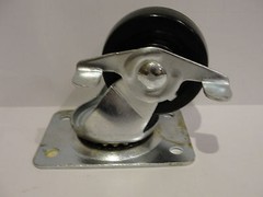 New Shepherd 2-1/2 in. Swivel Plate Casters with Break 039003095102
